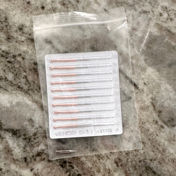 Beauty Start Mole Removal Pen - Picture 4 of 5